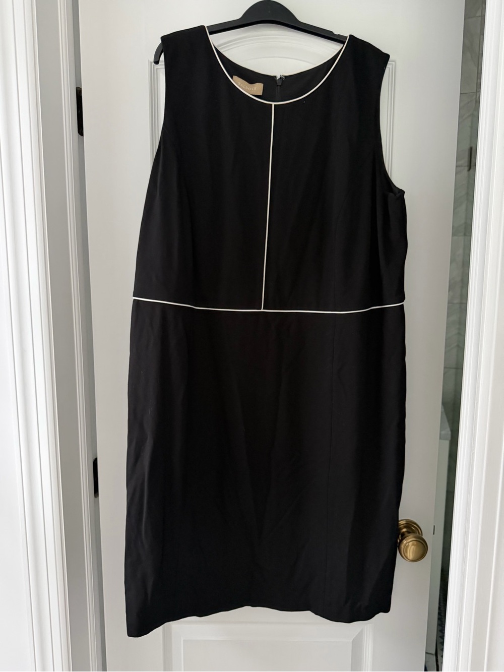 Talbots Plus Size 20W NWT Black Ivory Piped Stretch Knit Sheath Dress - Picture 2 of 7